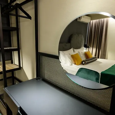 Artloft Garni 4*