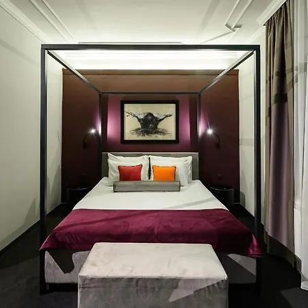 Hotel Artloft Garni 4*